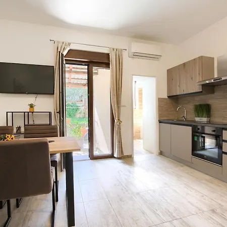Apartman Amphitheater 3+2 Modern With Terrace, Wifi, Netflix *